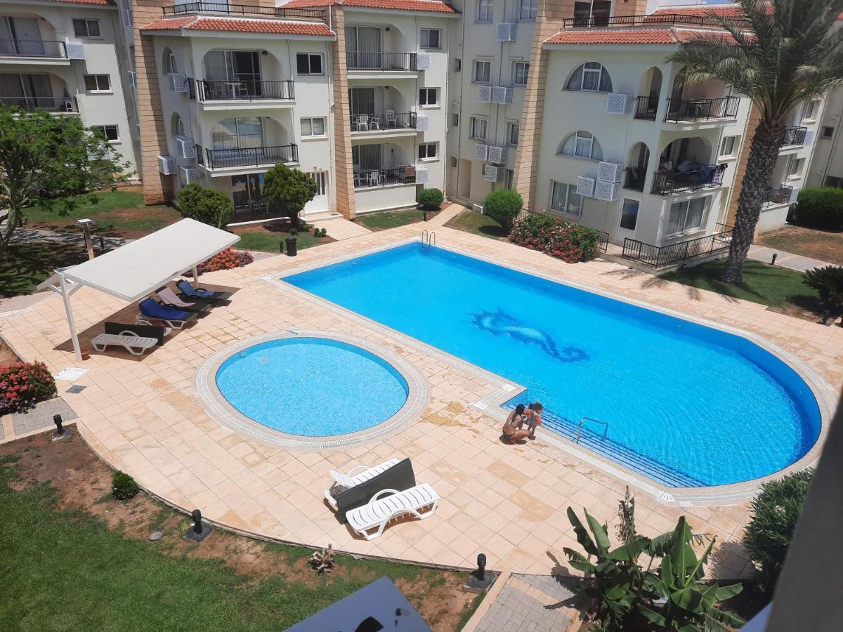 Sunrise Beach Suite B7 Gastria Luaran gambar